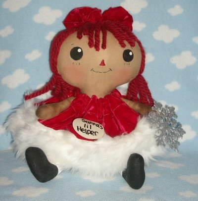 Santas lil helper Raggedy dollie