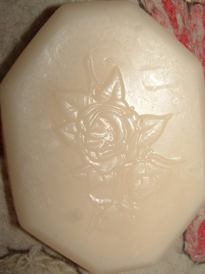 Natural Goats Milk Soap Roses Motif 2.5oz