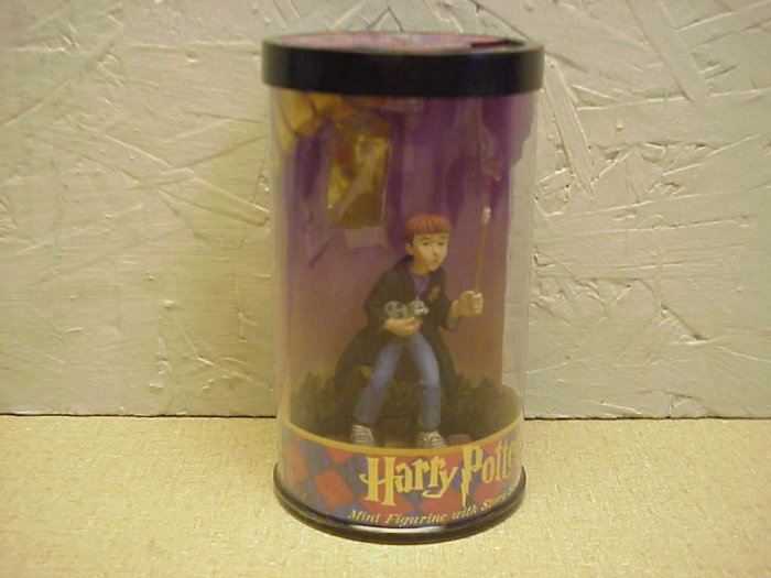 NOS HARRY POTTER Mini Figure w/Story Scope & Stone
