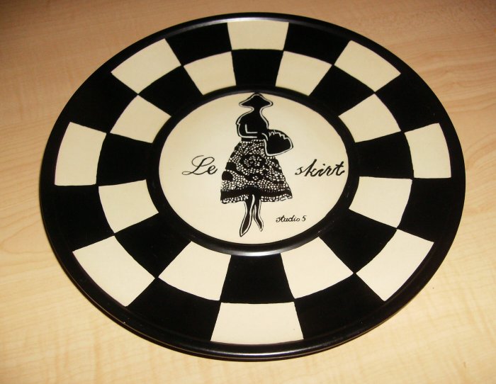 Le Skirt- Art Plate by Studio 5 - Brand New Not In Box