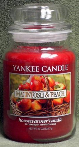 Yankee Candle "Macintosh & Peach" 22oz. Housewarmer Candle