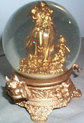 Golden Angels Snow Globe Musical