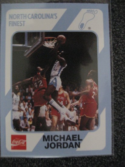 Michael Jordan 1989 Collegiate Collection North Carolina's Finest card Chicago Bulls