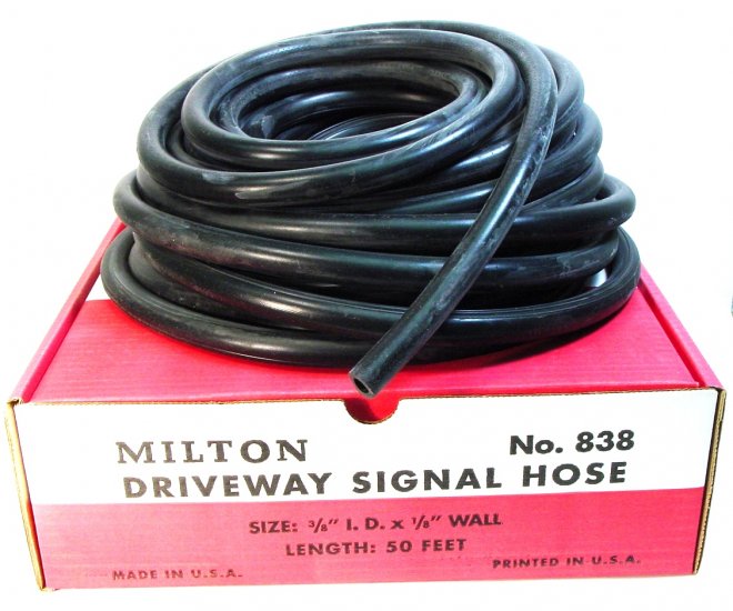 MILTON DRIVEWAY SIGNAL HOSE DELUXE 838 20 FEET