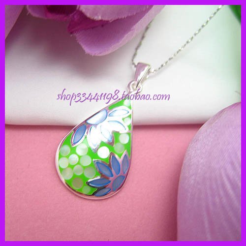 Art deco filigree pendant15