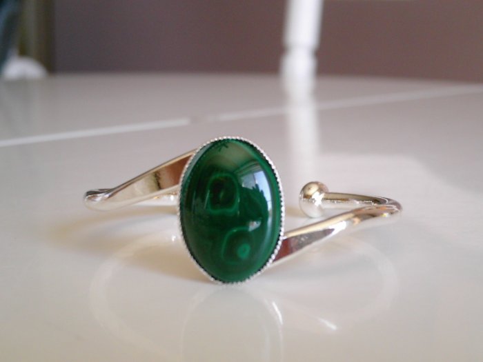 Malachite and metal cuff bracelet