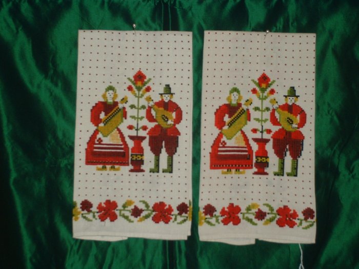 Quaint Linen Tea Towels