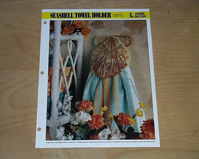 HOME DECOR - Seashell Towel Holder Plastic Canvas Pattern