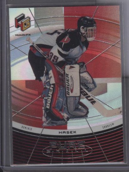 Dominik Hasek UD HoloGrFX Pure Skill card