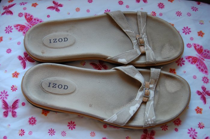 Izod Flip Flop Tan Sandals Mens Size 11 Womens Size 12 Shoes