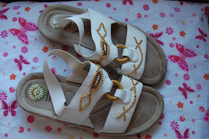 Earth Gelron White Leather Sandal Shoes Size 10 10.5 Womens