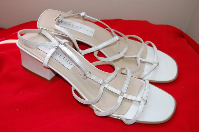 Bandolino Sz 10 Made n Brazil Leather White Strappy Sandals Womens Shoes