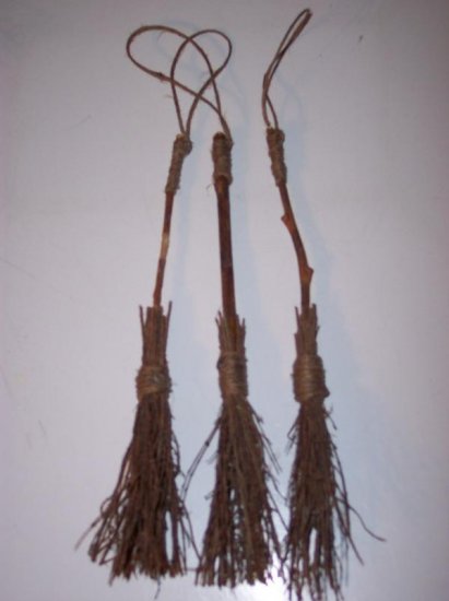 Mini Besom's
