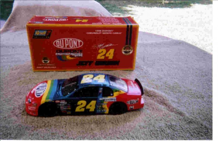 1998 Dupont Chevrolet monte carlo #24 dicast replica