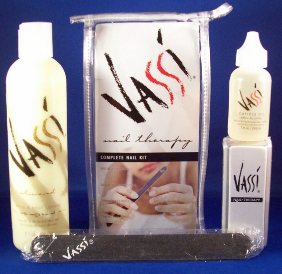 Almond Scented Nail Therapy Kit
