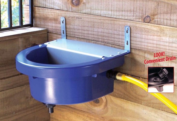 Miss Aqua - 2.5 Gallon Multi Purpose Automatic Waterer.