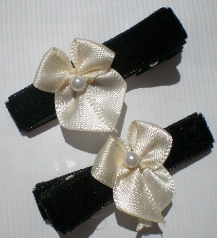 Black Velvet Ribbon with Cream Bow Clippies