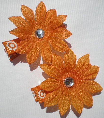 Orange Flower prints Ribbon with 11 Petal Orange Flower Clippies