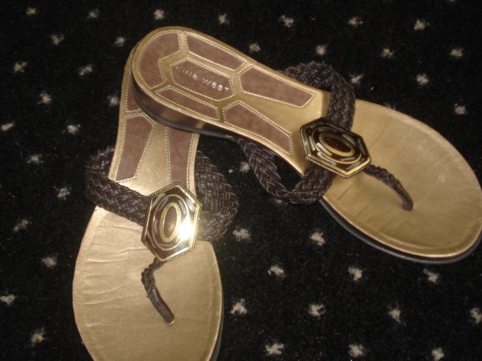 Free Shipping Gorgeous Gold & Brown Leather NINE WEST Sandals 8.5M