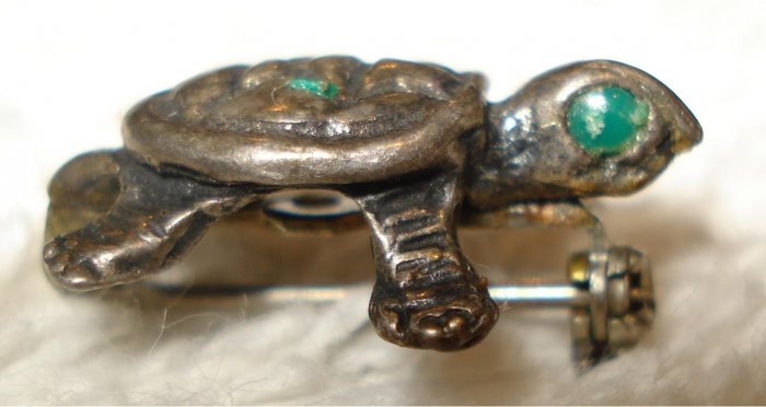 Free Shipping Unique Miniature Green Eyed Turtle Antique Pin