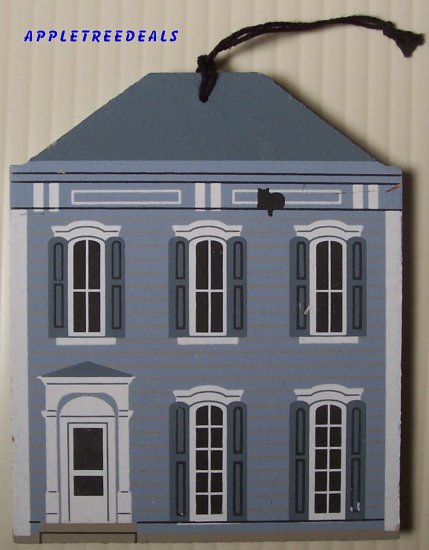CAT'S MEOW CATS MEOW ORNAMENT HOLLY HILL FARM HOUSE NEW LIMITED EDITION