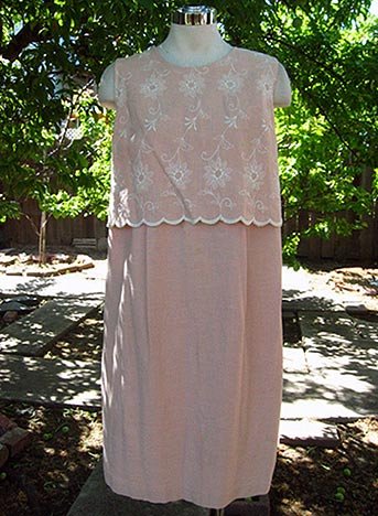 Size Med Maternity: PRETTY peach summer floral dress