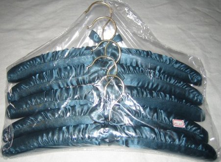 Clothes Hanger (TS-009)