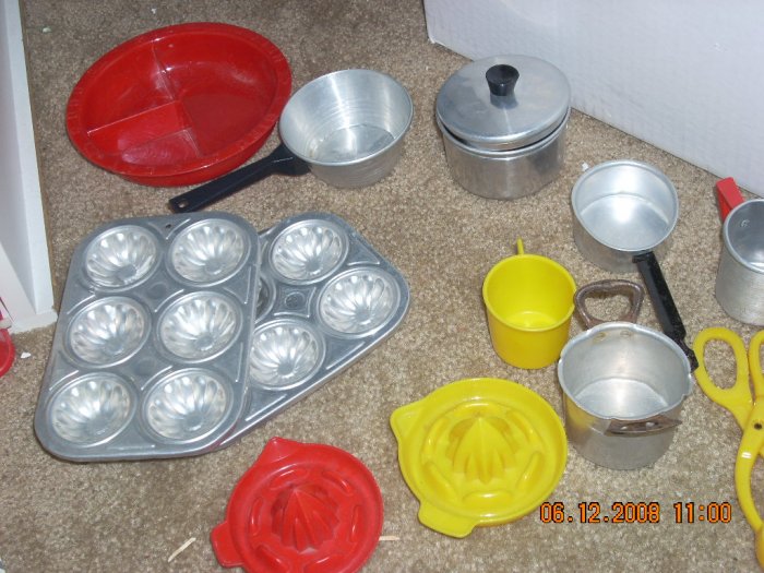 doll size cookware vintage