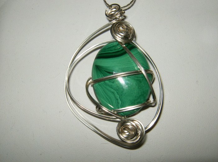 Wire Wrapped Malakite pendant w/ chain