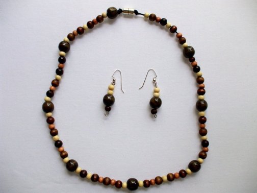 Multicolor Brown Wood Beads Necklace Ear Rings Set