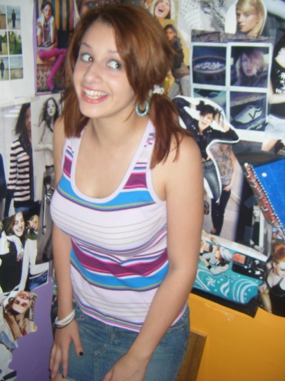 striped sleeveless shirt
