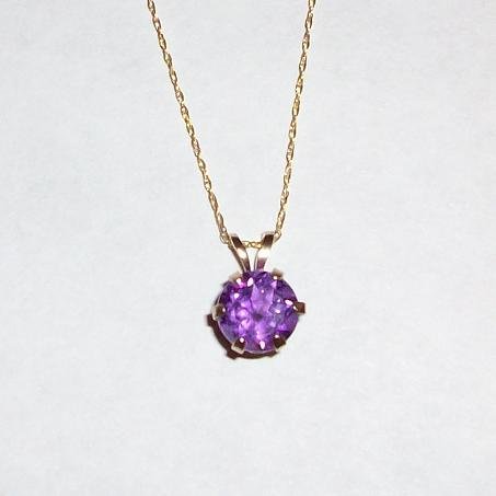 14K Yellow Gold 7mm Amethyst Pendant & Chain