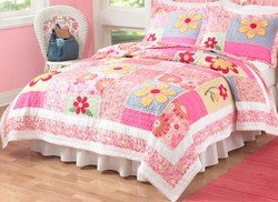 Olivia Pink Full / Queen Quilt with 2 Shams