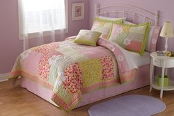 Julia Full / Queen Quilt with 2 Shams