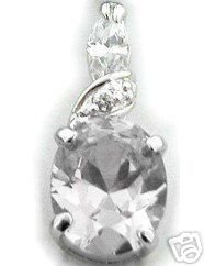 BEAUTIFUL 3.29 CARAT OVAL CUT PENDANT