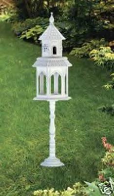 Victorian Style Birdhouse - a mini mansion made of wood - wonderful birdhouse!!