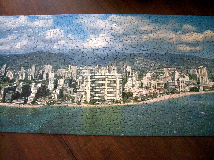 Springbok Panoramic Puzzle ALOHA Honolulu HAWAII Complete! 700 Pieces