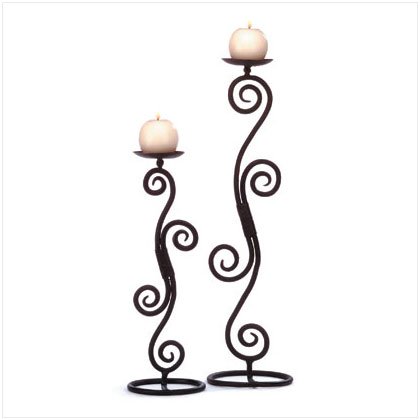 Set of 2 Swirl Caldlesticks