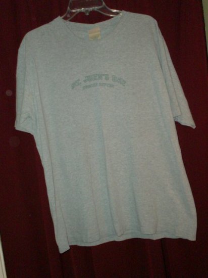 St. Johns Bay Gray T-shirt , Size Large