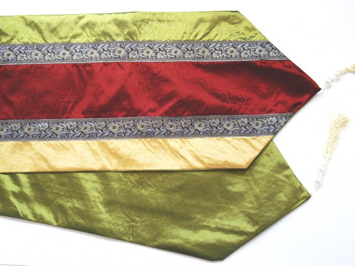 Trio-Stripe w/ trim Table Runner 71" Gold/Burgundy/Green