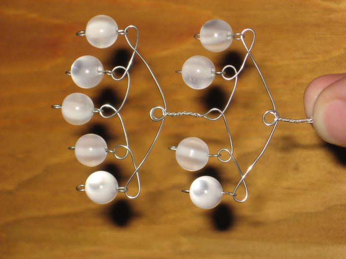 Beaded Wire Earrings 08
