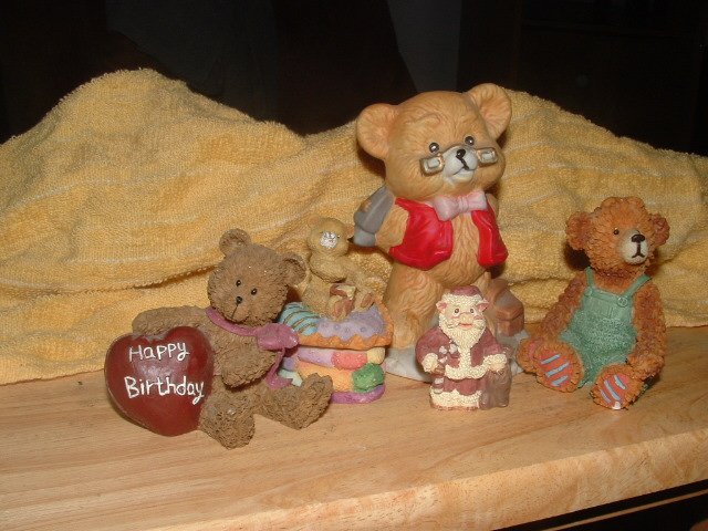 Lot of mixed figurines