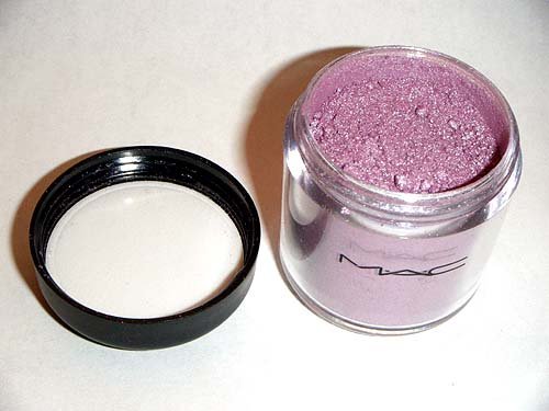MAC Pigment *LOVELY LILY* LE (¼ tsp) LE