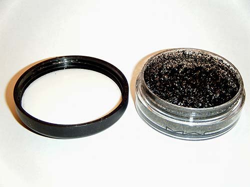 *ON SALE* MAC Solar Bits *BLACK ORE* LE (¼ tsp) Orig. Price: $4.00