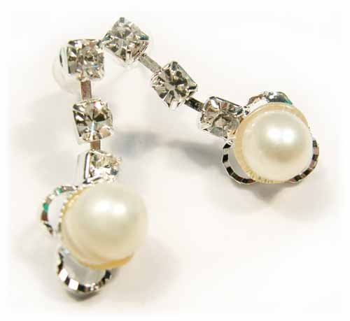 Gorgeous Pearl Earring