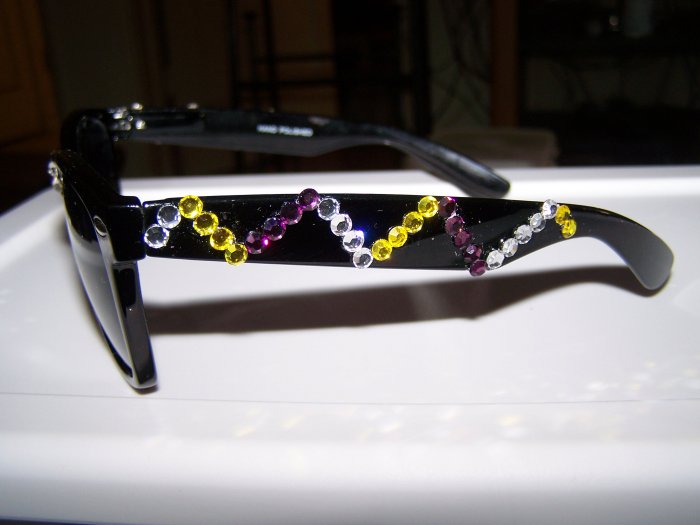 EXCLUSIVE LAKER WAYFARER