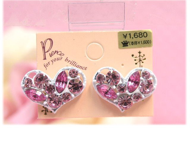 cutie heart earrings
