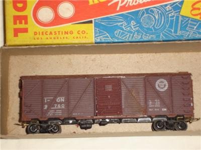 Roundhouse Metal Missouri Pacific Line Box Car Model Railroad