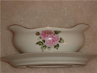 Narumi China Peony Garden Gravy Boat Japan