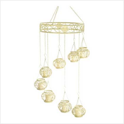 GRAND CANDLE CHANDELIER